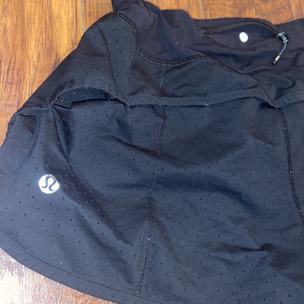 Lululemon Shorts - Picture 3 of 4